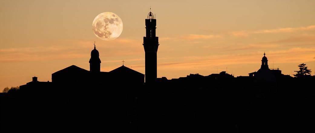 Il Pozzo Della Citerna Hotel คาสเตลนูโอโว เบราร์เดนกา ภายนอก รูปภาพ